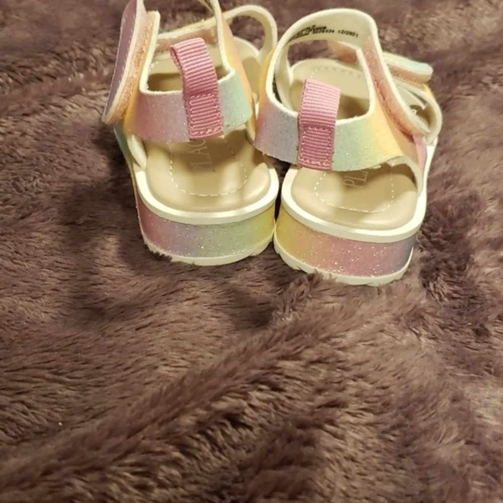 Glittery sandals‎